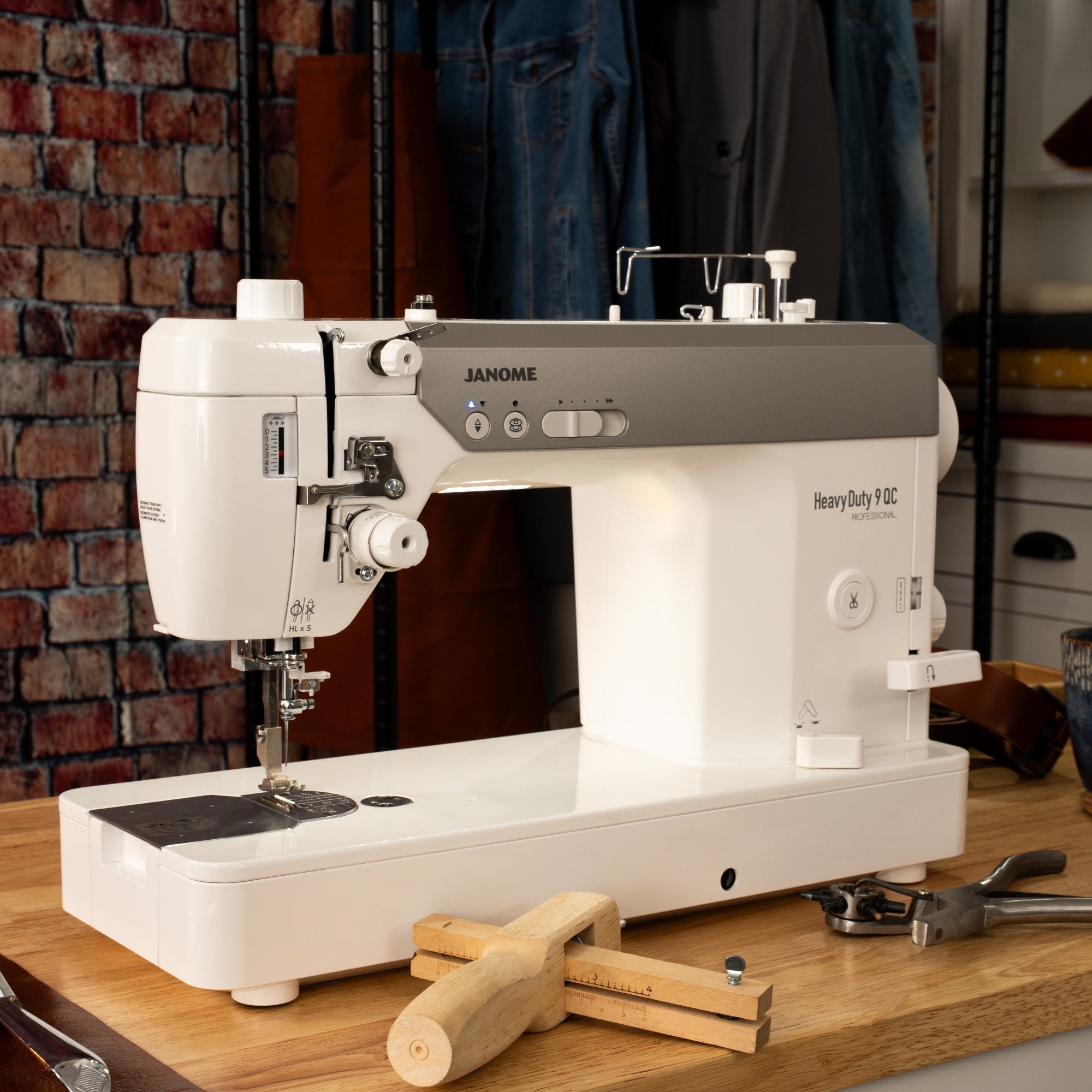 Janome HD9QCP | Missouri Sewing Machine Company